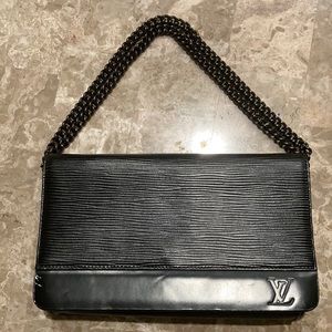 Louis Vuitton Epi Clutch